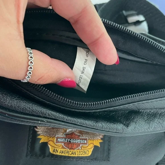 Vintage Harley-Davidson Leather Fanny Pack | An American Legend Waist Bag - Picture 5 of 6